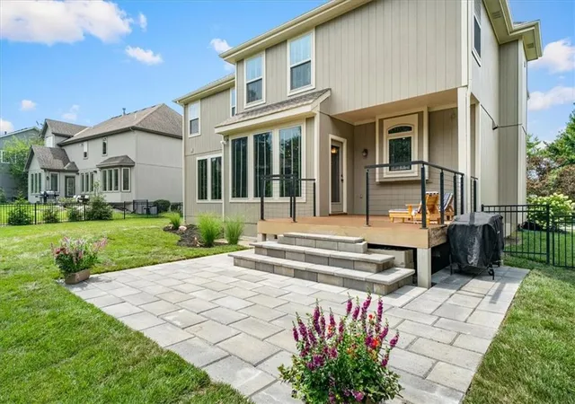 Photo 4 of Single family home for sale at 9307 W 155th Court, Overland Park, KS 66221 | MLS# 2640194 | Listing updated on 2026-09-17