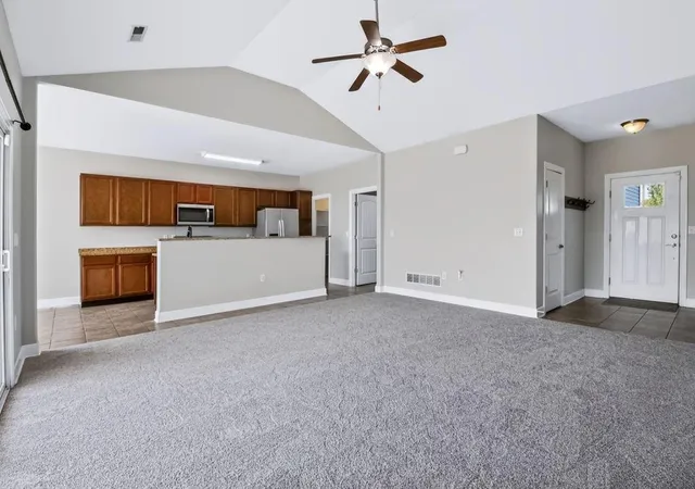 Photo 4 of Sale Pending at 395 SE 971 Road, Knob Noster, MO 65336 | MLS# 2640198 | Listing updated on 2026-10-02