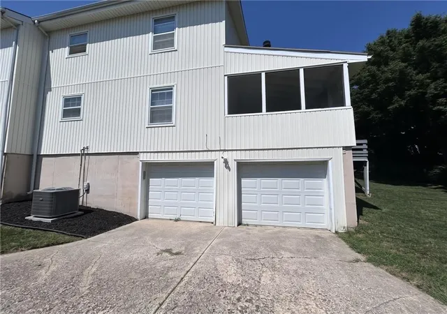 Photo 4 of Multi family home for sale at 11921 Goodman St, Overland Park, KS 66213 | MLS# 2640200 | Listing updated on 2026-10-05