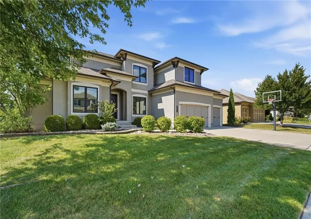 Photo 2 of Sale Pending at 1124 Metfield Ln, Raymore, MO 64083 | MLS# 2640206 | Listing updated on 2026-09-08