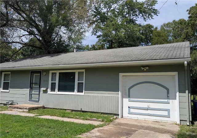 Photo 1 of Single family home for sale at 1206 E 134th Street, Grandview, MO 64030 | MLS# 2640218 | Listing updated on 2026-09-03