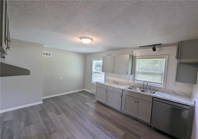 Photo 4 of Single family home for sale at 1206 E 134th Street, Grandview, MO 64030 | MLS# 2640218 | Listing updated on 2026-09-03