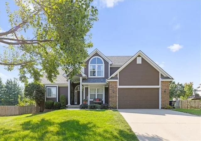 Photo 1 of Sale Pending at 7725 Breckenridge Ave, Kansas City, MO 64139 | MLS# 2640223 | Listing updated on 2026-09-07