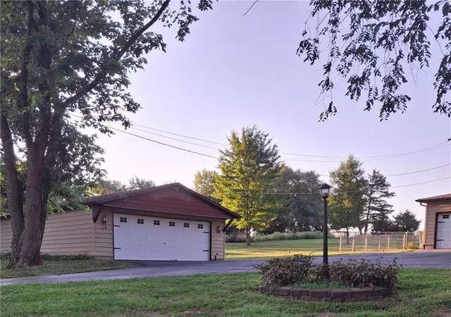Photo 3 of Sale Pending at 14017 Stillwell St, Bonner Springs, KS 66012 | MLS# 2640238 | Listing updated on 2026-10-08