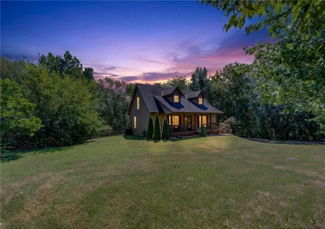 Photo 4 of Sale Pending at 14721 Quail Run Ln, Smithville, MO 64089 | MLS# 2640242 | Listing updated on 2026-09-06