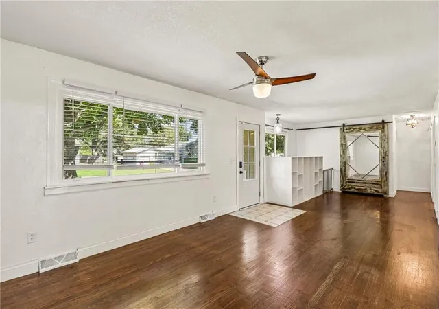 Photo 3 of Single family home for sale at 207 SW 19th Street, Oak Grove, MO 64075 | MLS# 2640270 | Listing updated on 2026-09-07