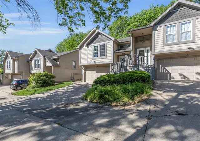 Photo 2 of Townhouse for sale at 1409 Lawrence Ave #C, Lawrence, KS 66049 | MLS# 2640275 | Listing updated on 2026-10-11