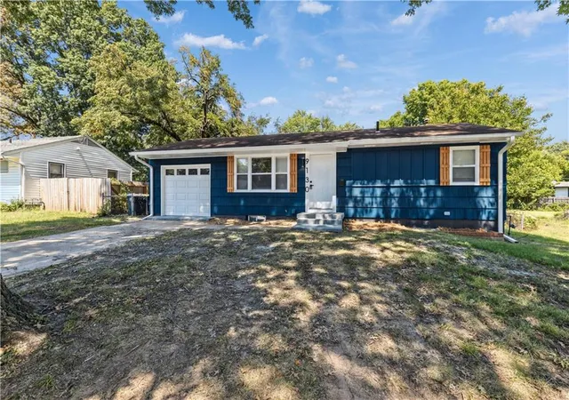 Photo 1 of Single family home for sale at 9130 E 44th Street, Kansas City, MO 64133 | MLS# 2640279 | Listing updated on 2026-09-04