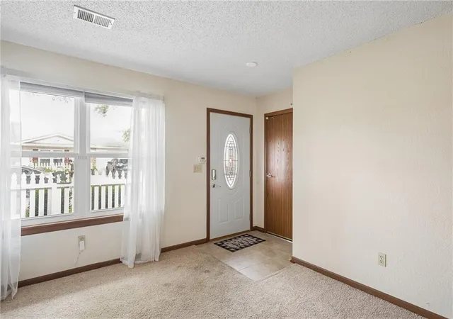 Photo 4 of House for sale at 7831 Freeman Ave, Kansas City, KS 66112 | MLS# 2640281 | Listing updated on 2026-09-30