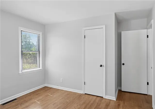 Photo 4 of Single family home for sale at 3013 NE 49th Terrace, Kansas City, MO 64119 | MLS# 2640294 | Listing updated on 2026-09-20