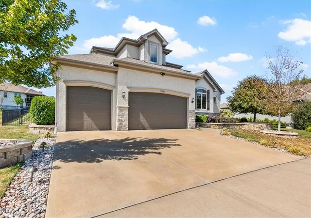 Photo 3 of Single family home for sale at 16804 Hauser St, Overland Park, KS 66221 | MLS# 2640300 | Listing updated on 2026-09-16