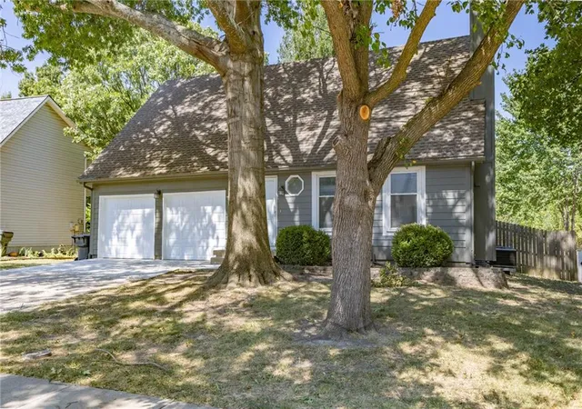 Photo 2 of Sale Pending at 14802 W 149th Street, Olathe, KS 66062 | MLS# 2640303 | Listing updated on 2026-10-08