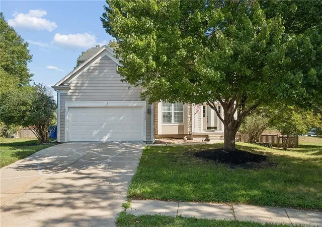 Photo 2 of Single family home for sale at 15113 W 156th Terrace, Olathe, KS 66062 | MLS# 2640313 | Listing updated on 2026-10-16