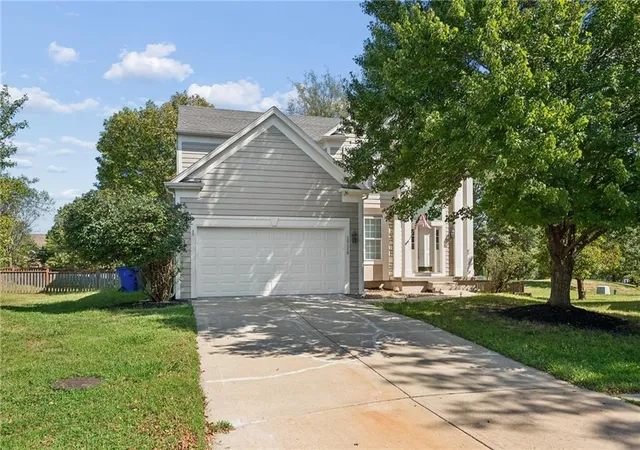 Photo 3 of Single family home for sale at 15113 W 156th Terrace, Olathe, KS 66062 | MLS# 2640313 | Listing updated on 2026-10-16