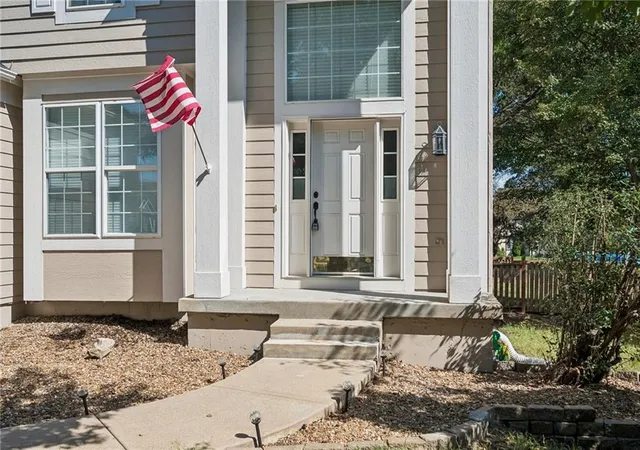 Photo 3 of Single family home for sale at 15113 W 156th Terrace, Olathe, KS 66062 | MLS# 2640313 | Listing updated on 2026-10-16