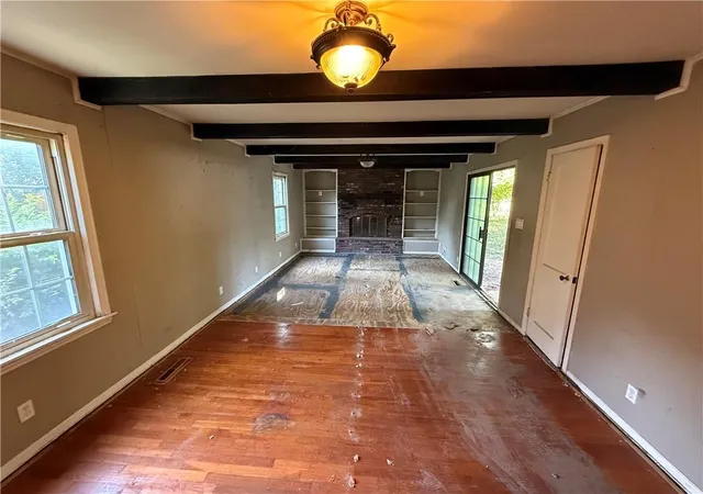 Photo 1 of Single family home for sale at 4928 Juniper Dr, Roeland Park, KS 66205 | MLS# 2640326 | Listing updated on 2026-09-14