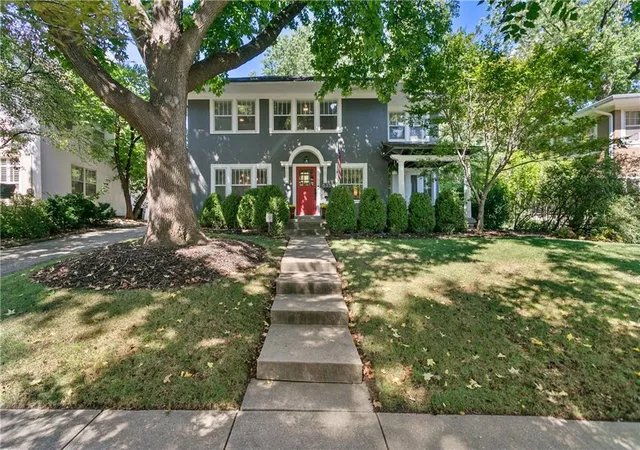 Photo 2 of Single family home for sale at 6234 Valley Rd, Kansas City, MO 64113 | MLS# 2640327 | Listing updated on 2026-10-16