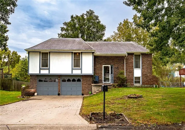 Photo 1 of Single family home for sale at 1530 N 85th Terrace, Kansas City, KS 66112 | MLS# 2640330 | Listing updated on 2026-10-16
