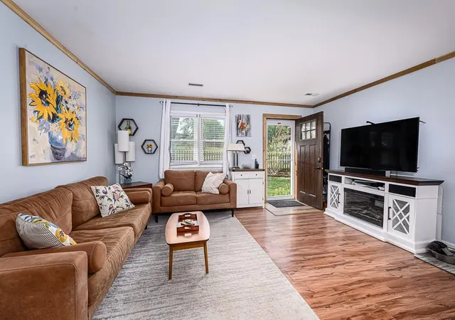 Photo 1 of Single family home for sale at 31376 Old Kansas City Rd, Paola, KS 66071 | MLS# 2640333 | Listing updated on 2026-10-04