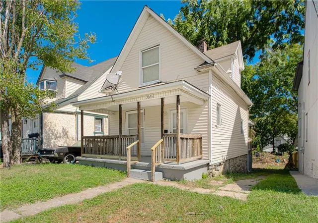 Photo 1 of Single family home for sale at 3025 Wayne Ave, Kansas City, MO 64109 | MLS# 2640357 | Listing updated on 2026-10-09
