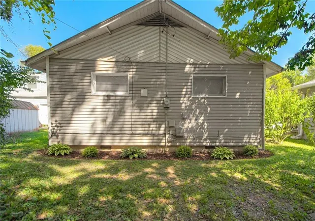 Photo 2 of Single family home for sale at 4319 Towers Rd, Kansas City, MO 64130 | MLS# 2640359 | Listing updated on 2026-09-05