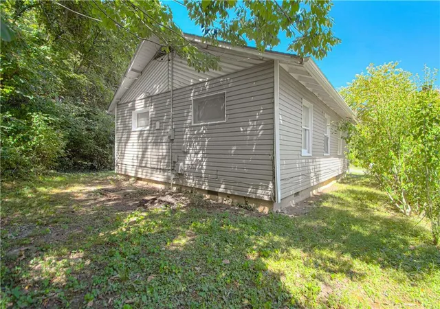 Photo 26 of Single family home for sale at 4319 Towers Rd, Kansas City, MO 64130 | MLS# 2640359 | Listing updated on 2026-10-20
