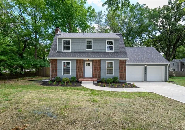 Single family home for sale at 2001 W 79 Street, Prairie Village, KS 66208 | MLS# 2640360