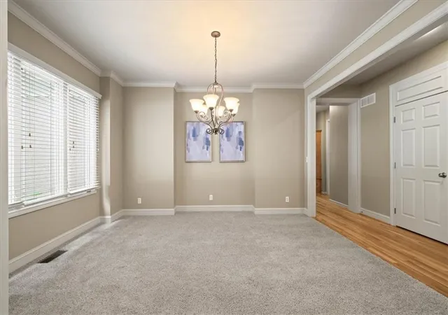 Photo 4 of Single family home for sale at 8426 Haven St, Lenexa, KS 66219 | MLS# 2640375 | Listing updated on 2026-10-10