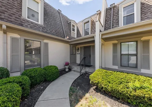 Photo 1 of Condo for sale at 10758 Glenwood St #C, Leawood, KS 66211 | MLS# 2640377 | Listing updated on 2026-09-05