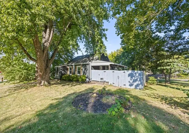 Photo 1 of Single family home for sale at 4705 Reinhardt Dr, Roeland Park, KS 66205 | MLS# 2640393 | Listing updated on 2026-09-12
