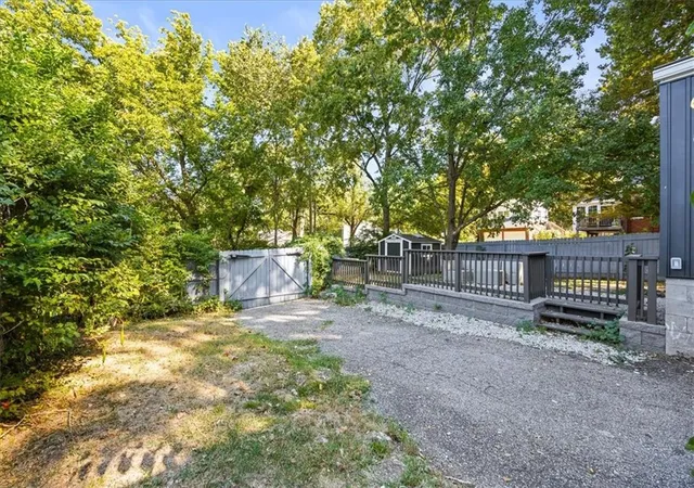 Photo 25 of Single family home for sale at 4705 Reinhardt Dr, Roeland Park, KS 66205 | MLS# 2640393 | Listing updated on 2026-09-12