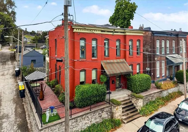 Photo 3 of Single family home for sale at 1111 Missouri Ave, Kansas City, MO 64106 | MLS# 2640403 | Listing updated on 2026-10-08