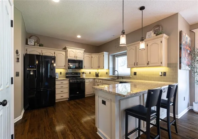 Photo 2 of Single family home for sale at 2636 W Whitney St, Olathe, KS 66061 | MLS# 2640411 | Listing updated on 2026-10-21