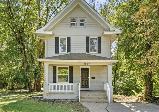 Photo 1 of Single family home for sale at 3601 E 60th Street, Kansas City, MO 64130 | MLS# 2640428 | Listing updated on 2026-09-30