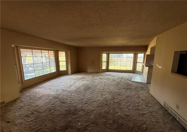 Photo 2 of Single family home for sale at 8727 W 104th Street, Overland Park, KS 66212 | MLS# 2640437 | Listing updated on 2026-09-12