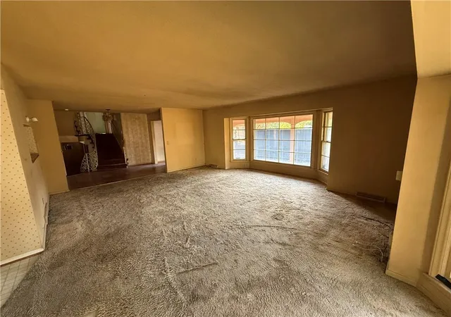 Photo 3 of Single family home for sale at 8727 W 104th Street, Overland Park, KS 66212 | MLS# 2640437 | Listing updated on 2026-09-12