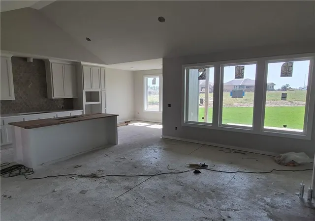 Photo 3 of House for sale at 5010 N 146th Street, Basehor, KS 66007 | MLS# 2640449 | Listing updated on 2026-10-22