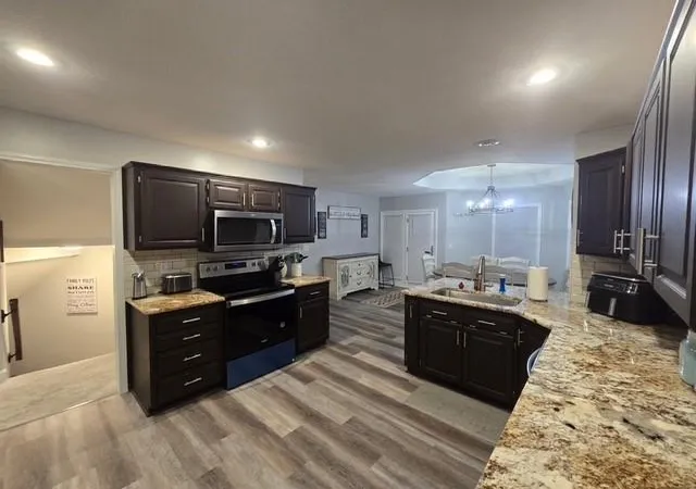 Photo 3 of Single family home for sale at 910 Sweet Cherry Pl, Belton, MO 64012 | MLS# 2640458 | Listing updated on 2026-09-20
