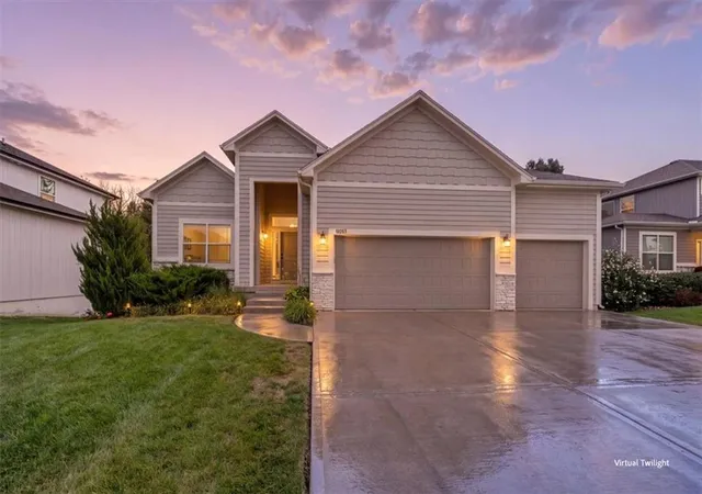 Photo 1 of Single family home for sale at 16807 S Durango St, Olathe, KS 66062 | MLS# 2640469 | Listing updated on 2026-10-01