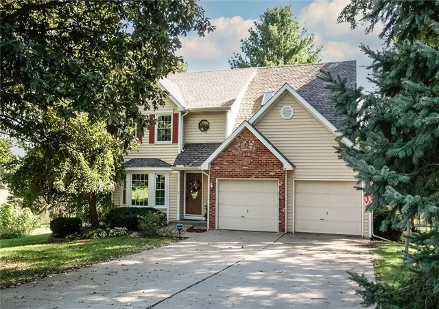 Photo 1 of Sale Pending at 13801 Marie Pl, Kearney, MO 64060 | MLS# 2640476 | Listing updated on 2026-09-26