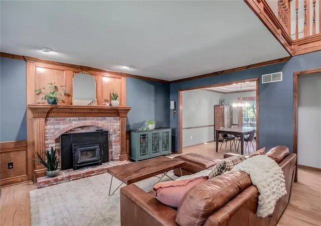 Photo 3 of Sale Pending at 13801 Marie Pl, Kearney, MO 64060 | MLS# 2640476 | Listing updated on 2026-09-26