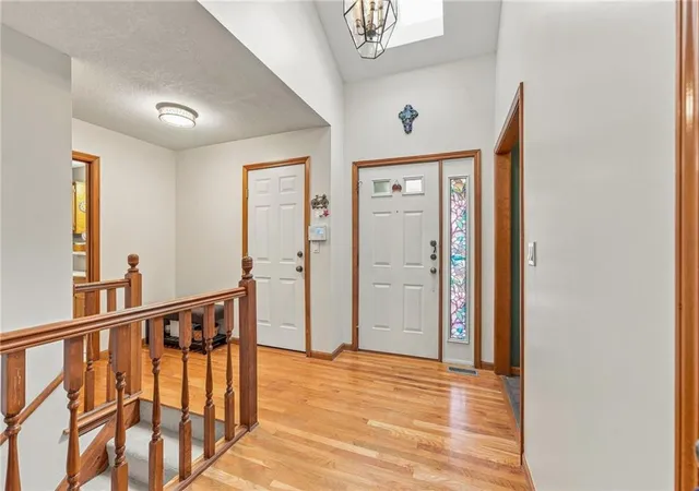 Photo 3 of Sale Pending at 419 NW Timberbrooke Dr, Lees Summit, MO 64081 | MLS# 2640484 | Listing updated on 2026-09-12