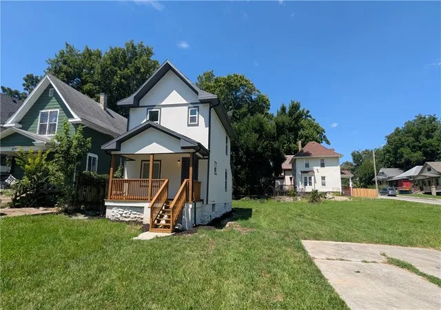 Photo 2 of Single family home for sale at 2628 College Ave, Kansas City, MO 64127 | MLS# 2640522 | Listing updated on 2026-09-06