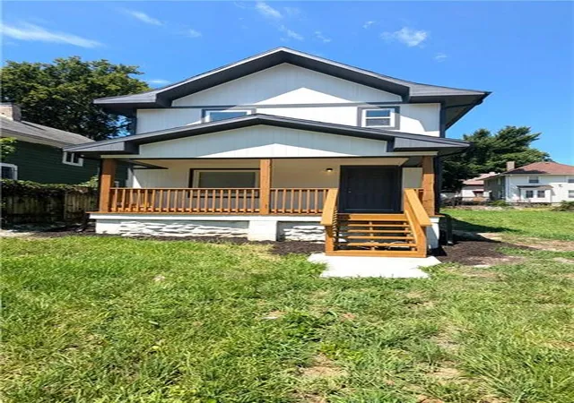 Photo 3 of Single family home for sale at 2628 College Ave, Kansas City, MO 64127 | MLS# 2640522 | Listing updated on 2026-09-06