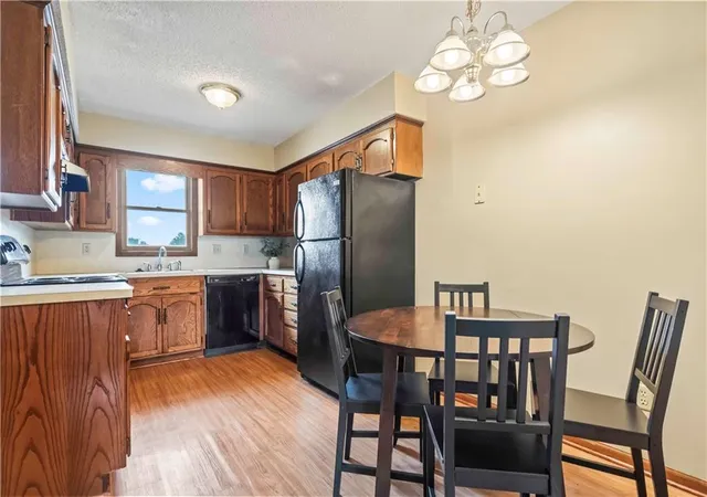 Photo 3 of Townhouse for sale at 1104 Jeff Cir, Paola, KS 66071 | MLS# 2640523 | Listing updated on 2026-09-05