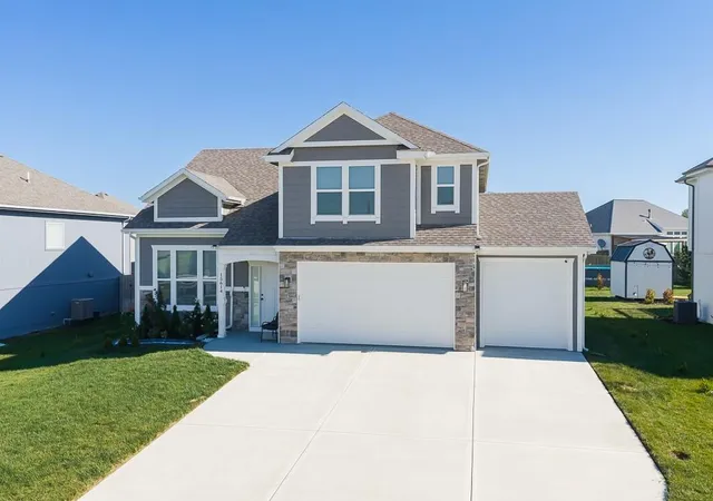 Photo 1 of Single family home for sale at 1681 N 156th Street, Basehor, KS 66007 | MLS# 2640530 | Listing updated on 2026-09-05