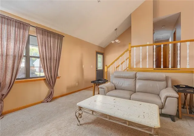 Photo 3 of Sale Pending at 409 Ne Crescent St, Lees Summit, MO 64086 | MLS# 2640547 | Listing updated on 2026-10-07
