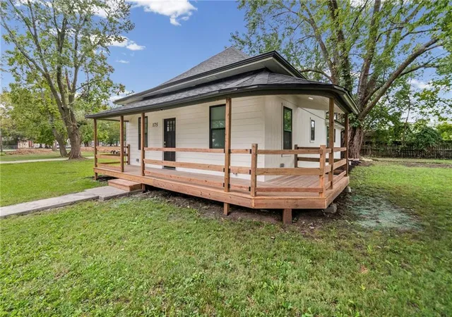 Photo 3 of Sale Pending at 175 W 3rd Street, Holt, MO 64048 | MLS# 2640548 | Listing updated on 2026-10-06