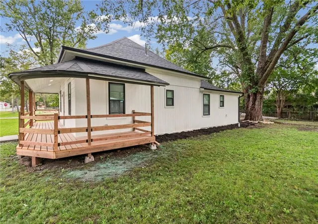 Photo 3 of Sale Pending at 175 W 3rd Street, Holt, MO 64048 | MLS# 2640548 | Listing updated on 2026-10-06