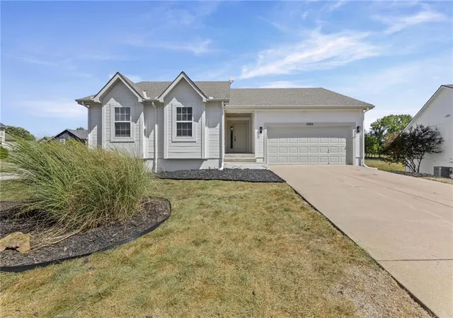 Photo 1 of Sale Pending at 1455 Starbrooke Dr, Louisburg, KS 66053 | MLS# 2640574 | Listing updated on 2026-09-04